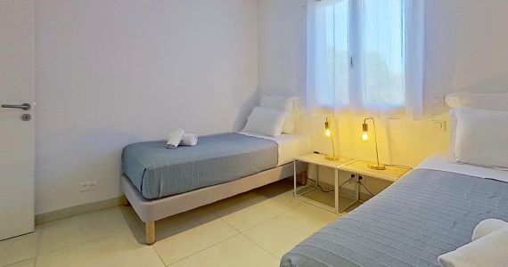 F3-Luxe-location-villa-santa-giulia-porto-vecchio-(5) F3-Luxe-location-villa-santa-giulia-porto-vecchio-(5)