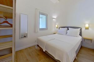 Chambre principale dans location Villa F3 à Santa Giulia Porto-Vecchio