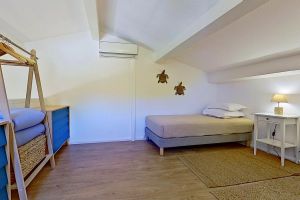 Chambre double dans location Villa F3 à Santa Giulia Porto-Vecchio